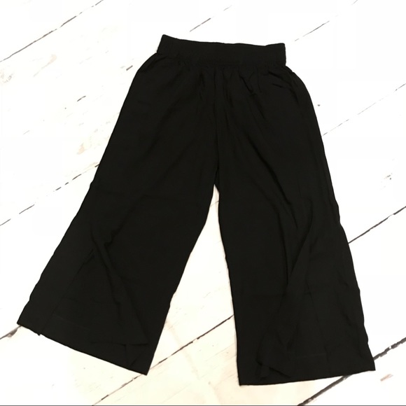 Baik Baik M / L Santa Fe Pant Coulette NWT Hawaii - Picture 2 of 5